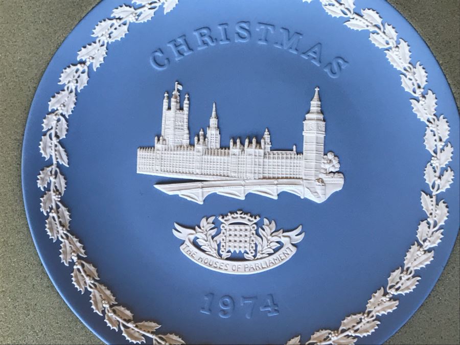 Set Of Nine Wedgwood Christmas Plates From 1970-1978 With Original Boxes [Photo 7]