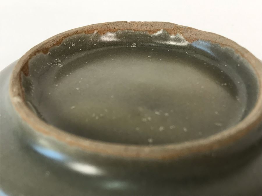 Old Chinese Celadon Porcelain Bowl 5W X 1.5H [Photo 5]