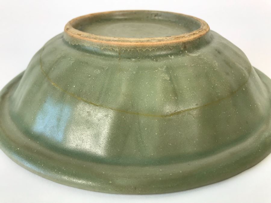 Old Chinese Longquan Celadon Two-Fish Porcelain Bowl 8W X 1.75H [Photo 11]