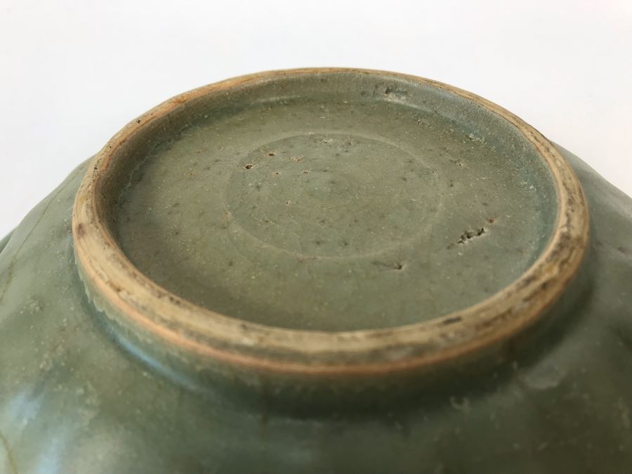 Old Chinese Longquan Celadon Two-Fish Porcelain Bowl 8W X 1.75H [Photo 10]