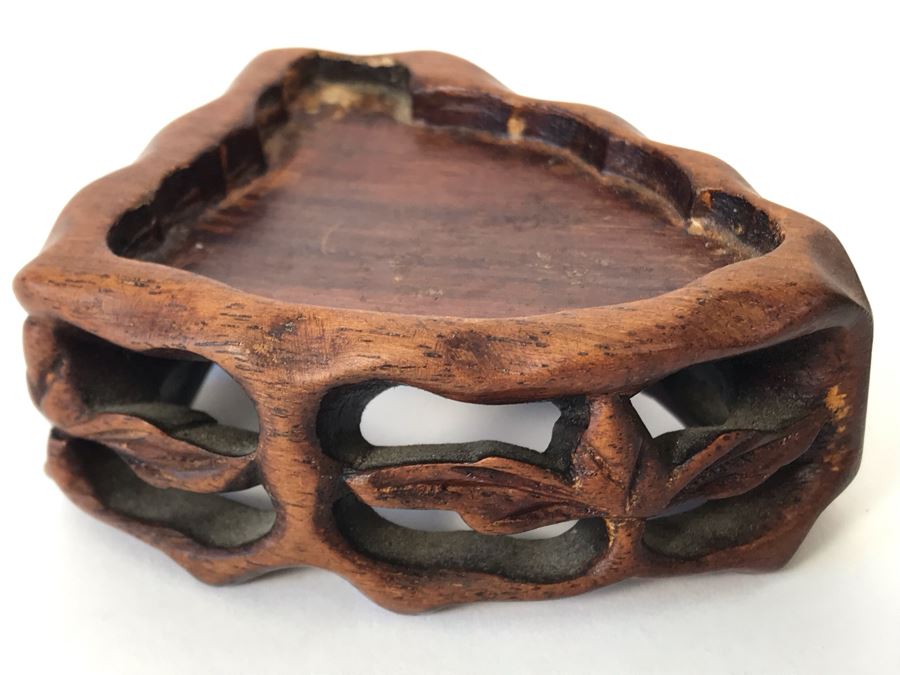 Vintage Chinese Carved Quartz Stone Bird Figurine With Wooden Stand 3.5W X 2D X 6H [Photo 15]