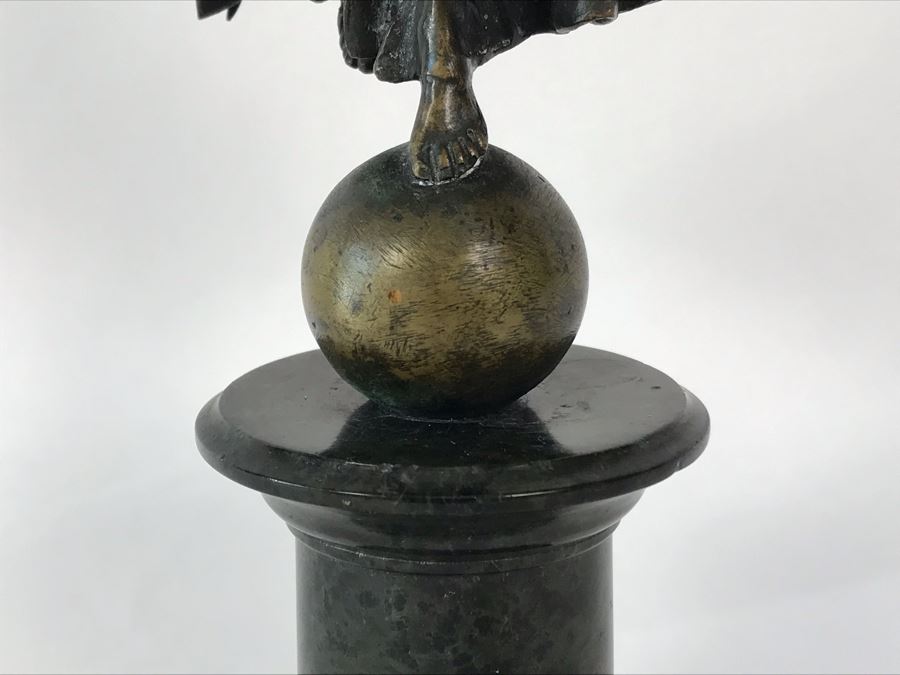 Vintage Italian Bronze Statue Of Winged Victory Grand Tour Angel Holding Wreath Standing On Ball 9W X 6D X 12H 3.25lbs [Photo 8]