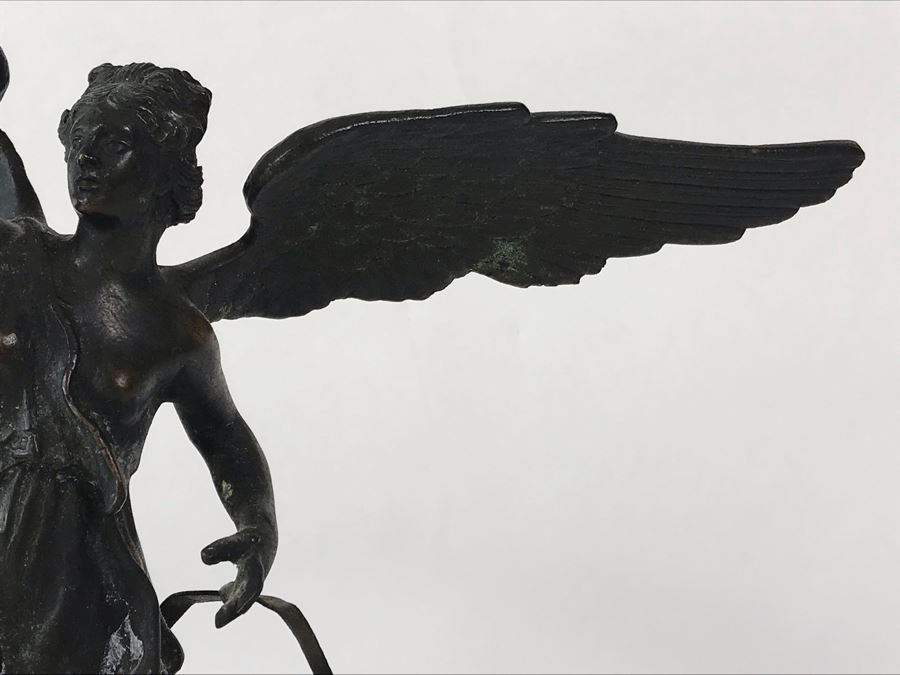 Vintage Italian Bronze Statue Of Winged Victory Grand Tour Angel Holding Wreath Standing On Ball 9W X 6D X 12H 3.25lbs [Photo 6]