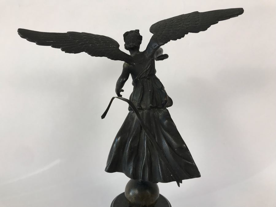Vintage Italian Bronze Statue Of Winged Victory Grand Tour Angel Holding Wreath Standing On Ball 9W X 6D X 12H 3.25lbs [Photo 13]