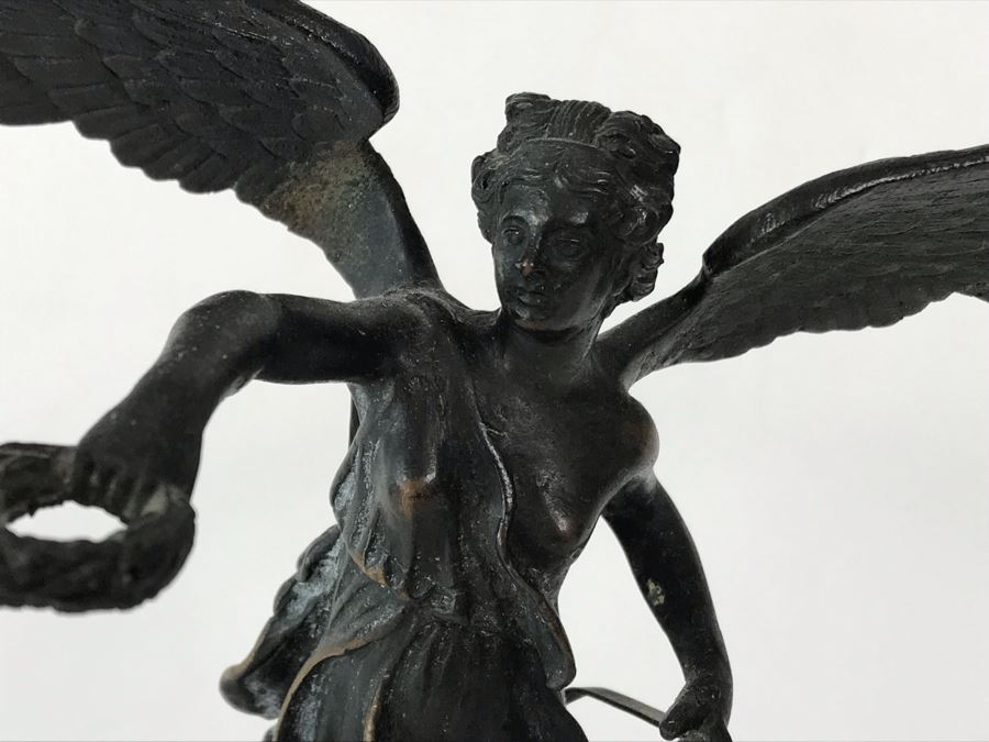 Vintage Italian Bronze Statue Of Winged Victory Grand Tour Angel Holding Wreath Standing On Ball 9W X 6D X 12H 3.25lbs [Photo 4]
