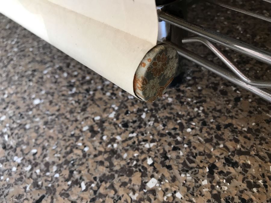 Pair Of Original Vintage Chinese Ancestor Silk Scroll Paintings 28.5 X 54 [Photo 17]