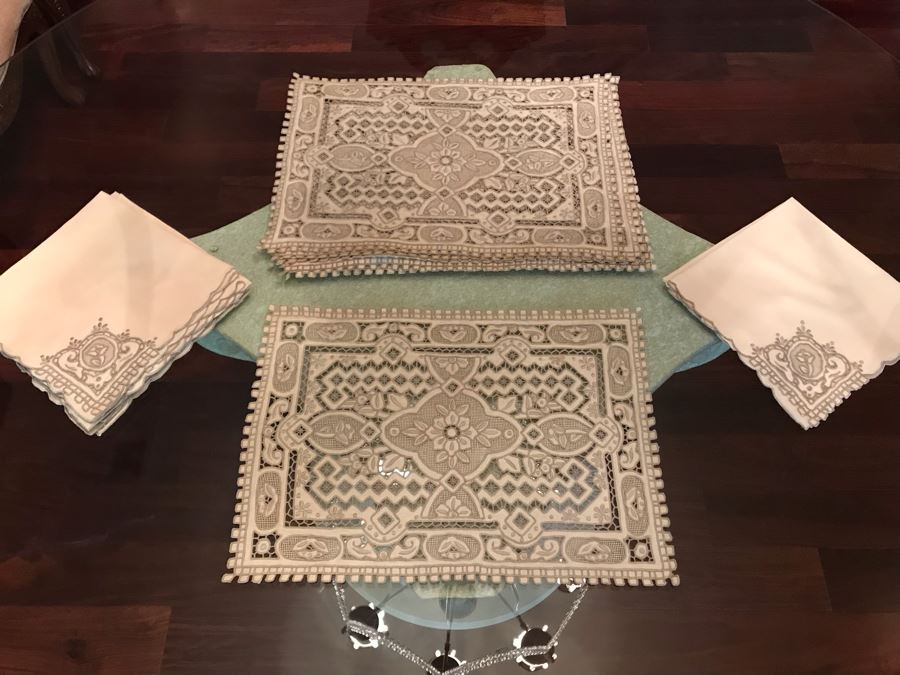 6 Chinese Embroidered Lace Placemats With 6 Matching Napkins