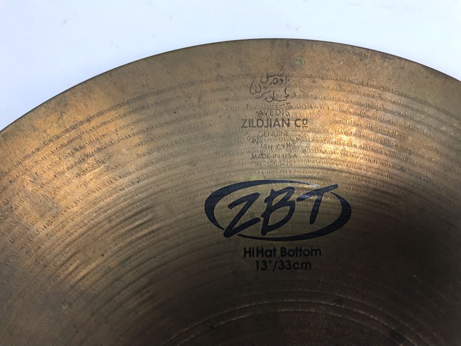Zildjian ZBT HiHat Top And Bottom Cymbals 13' [Photo 4]