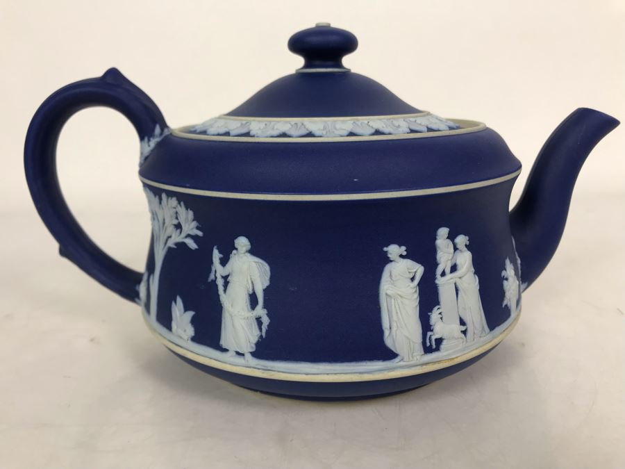 Vintage Wedgwood Teapot Made In England 9W X 5H [Photo 2]