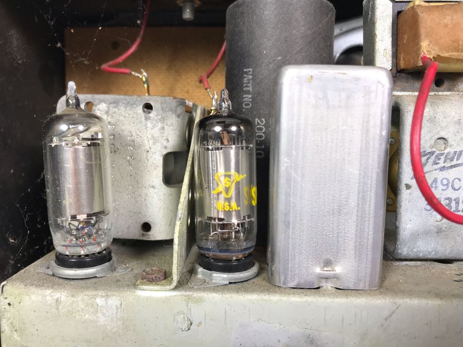 Vintage Collectible Portable Suitcase Zenith Tube Radio Model H503Y Serviced And Working 14W X 6.5D X 11H [Photo 9]