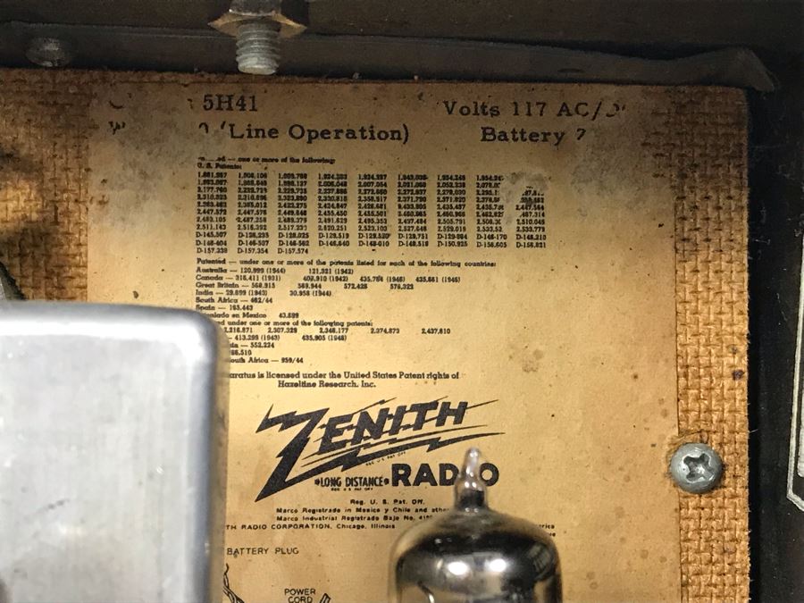 Vintage Collectible Portable Suitcase Zenith Tube Radio Model H503Y Serviced And Working 14W X 6.5D X 11H [Photo 14]