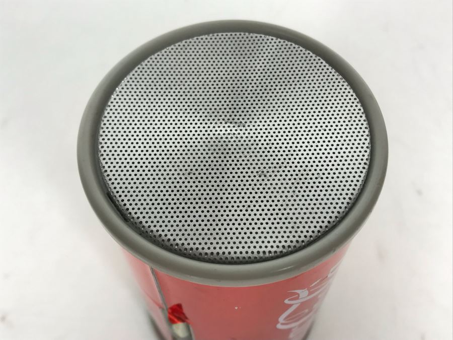 Collectible Coca-Cola Advertising Transistor Radio Working 3.25W X 4.75H [Photo 6]