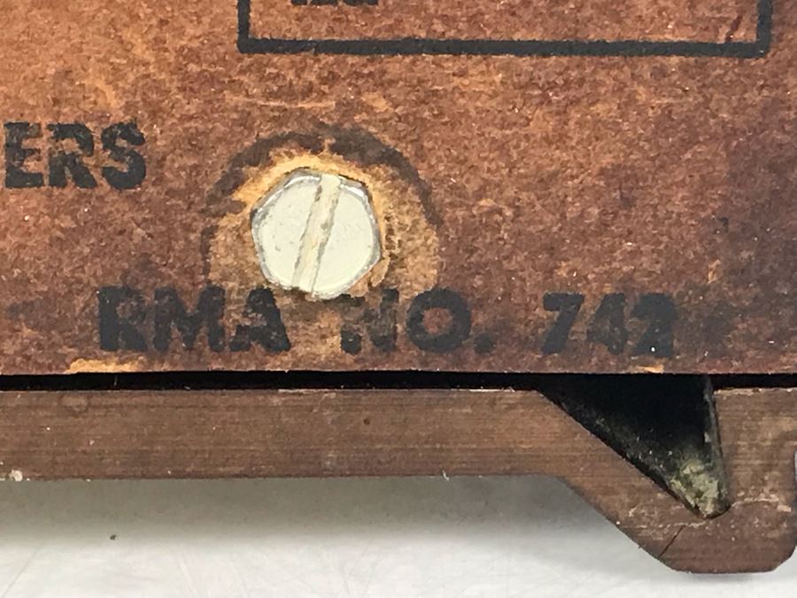 Vintage Mid-Century Silvertone Radio Serviced And Sounds Great 8.25W X 5D X 6H [Photo 9]