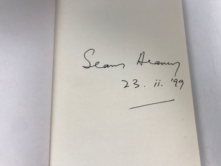 Seamus Heaney Hand Signed Book Death Of A Naturalist [Photo 3]