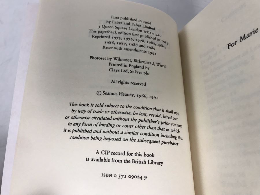 Seamus Heaney Hand Signed Book Death Of A Naturalist [Photo 6]