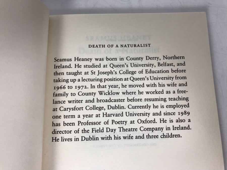 Seamus Heaney Hand Signed Book Death Of A Naturalist [Photo 5]