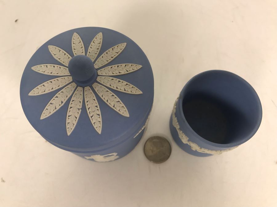 Vintage Wedgwood Jar With Lid And Cup [Photo 5]