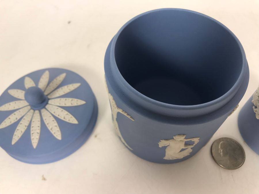 Vintage Wedgwood Jar With Lid And Cup [Photo 6]