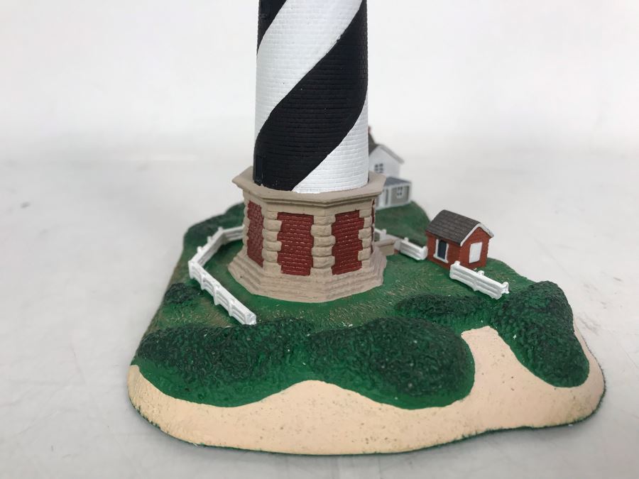 Danbury Mint Cape Hatteras Lighthouse Figurine 7.5H [Photo 5]