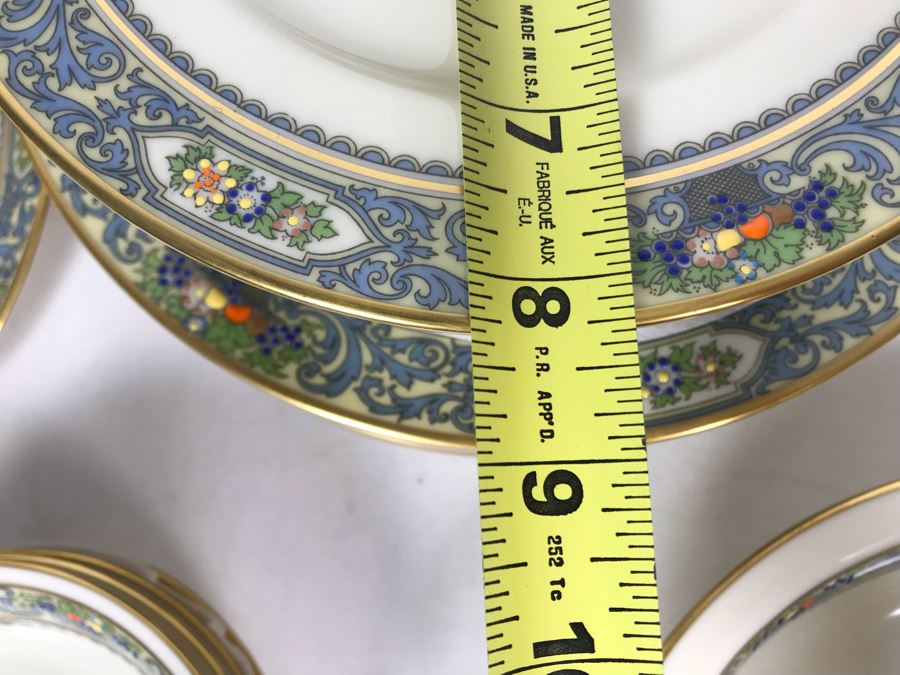 Lenox Autumn Pattern Gold Rim China Set Apx 37 Pieces (Gravy Boat with Attached Underplate Has Replacements Value Of $239 - Entire Set Has Replacements Value Well Over $1,000) [Photo 16]