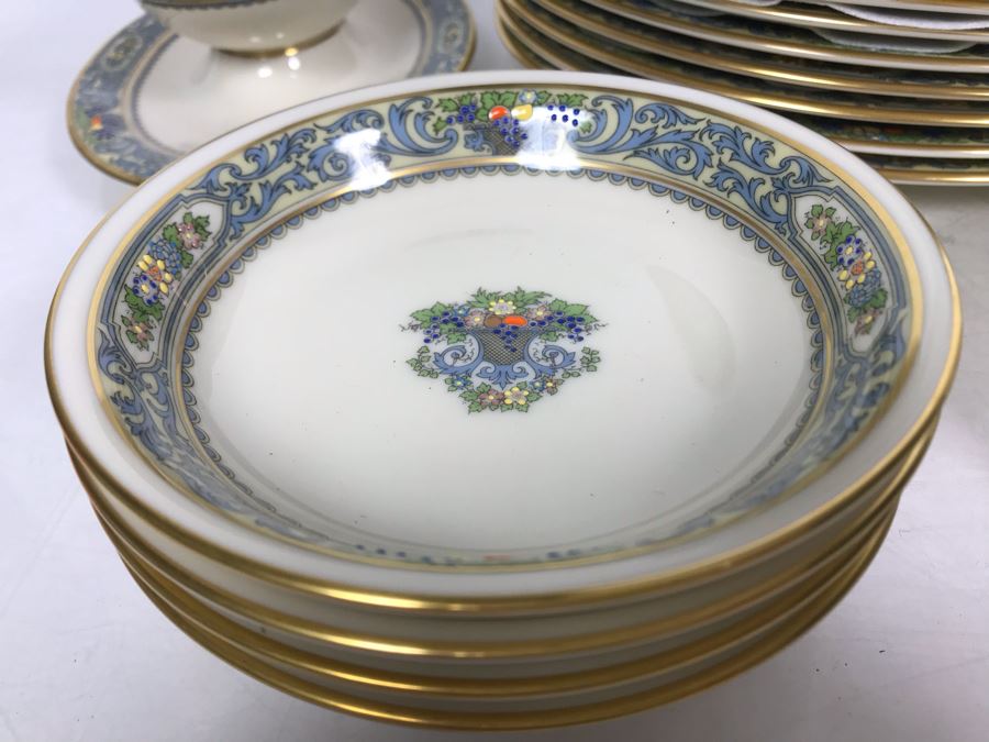 Lenox Autumn Pattern Gold Rim China Set Apx 37 Pieces (Gravy Boat with Attached Underplate Has Replacements Value Of $239 - Entire Set Has Replacements Value Well Over $1,000) [Photo 4]