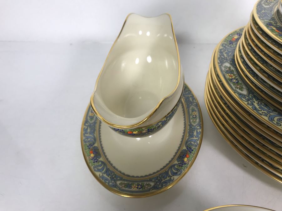 Lenox Autumn Pattern Gold Rim China Set Apx 37 Pieces (Gravy Boat with Attached Underplate Has Replacements Value Of $239 - Entire Set Has Replacements Value Well Over $1,000) [Photo 10]