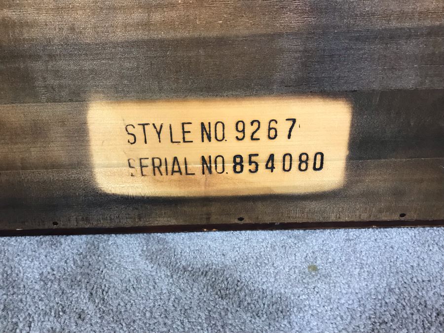 Mid-Century Modern Virginia Maid Cedar Chest 47W X 16.5D X 20H [Photo 15]