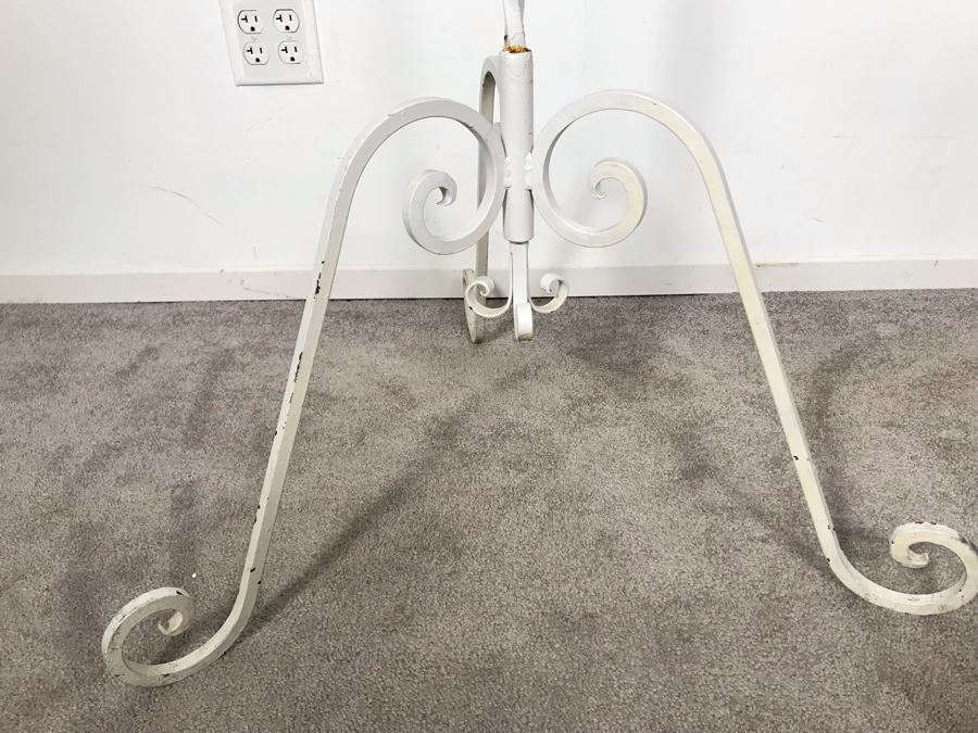 White Heavy Wrought Iron Stand [Photo 4]