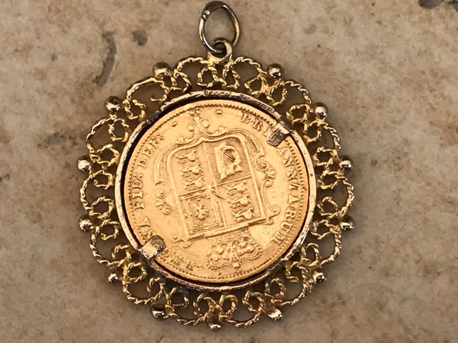 Antique 1877 Gold Coin United Kingdom Half Sovereign Die 40 Victoria Dei Gratia Coin Set In Stunning Tiffany & Co Gold Coin Bezel - Total Weight With Bezel 7.5g [Photo 6]
