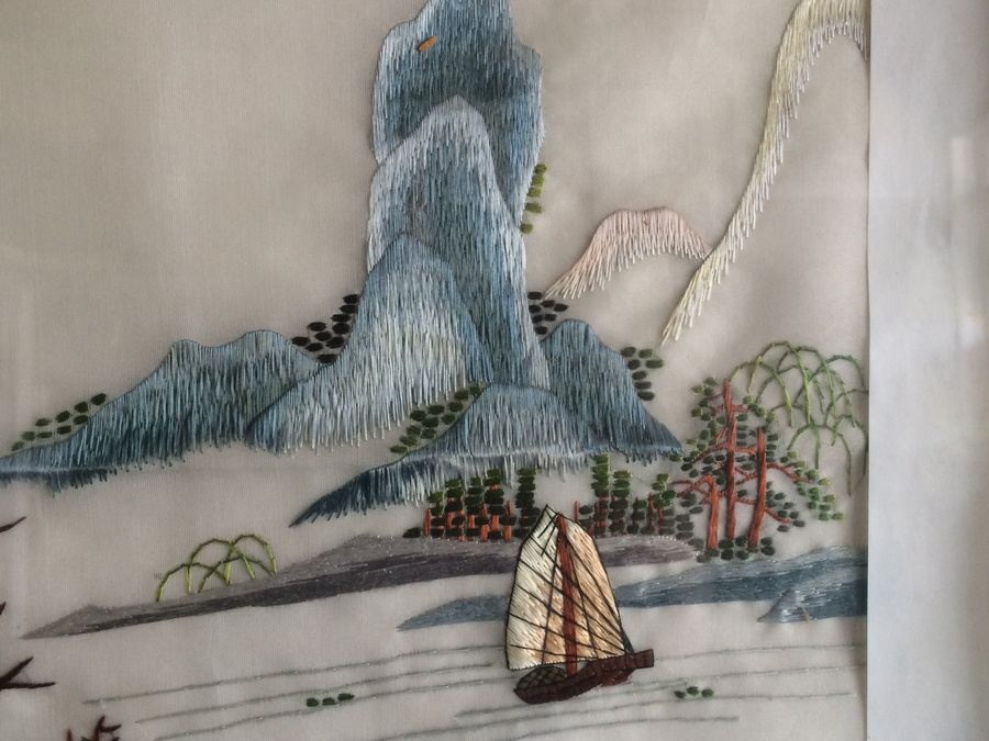 Asian Silk Embroidery [Photo 5]