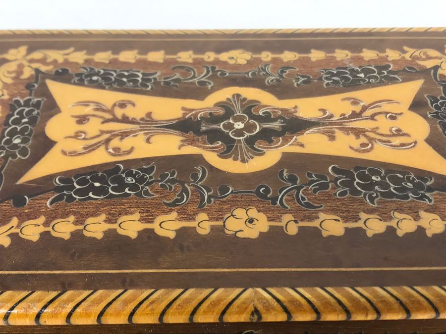 Inlaid Wooden Musical Jewelry Box 8W X 5D X 2.5H [Photo 4]