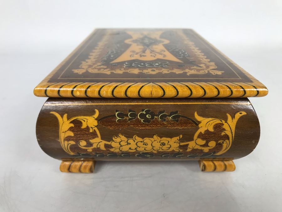 Inlaid Wooden Musical Jewelry Box 8W X 5D X 2.5H [Photo 7]