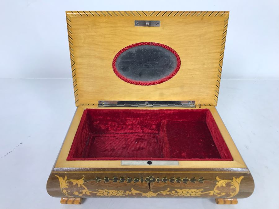 Inlaid Wooden Musical Jewelry Box 8W X 5D X 2.5H [Photo 5]