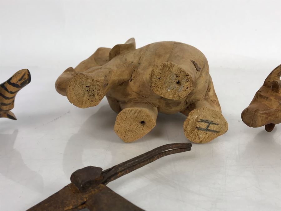 Collection Of African Animals (3 Carved Wooden Animals And One Metal Big Horn Sheep Sculpture) [Photo 11]