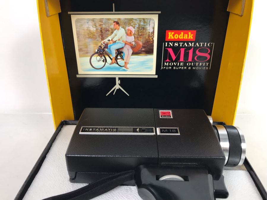 Vintage Kodak Instamatic M18 Pistol Grip Super 8 Movie Camera With Original Box [Photo 3]