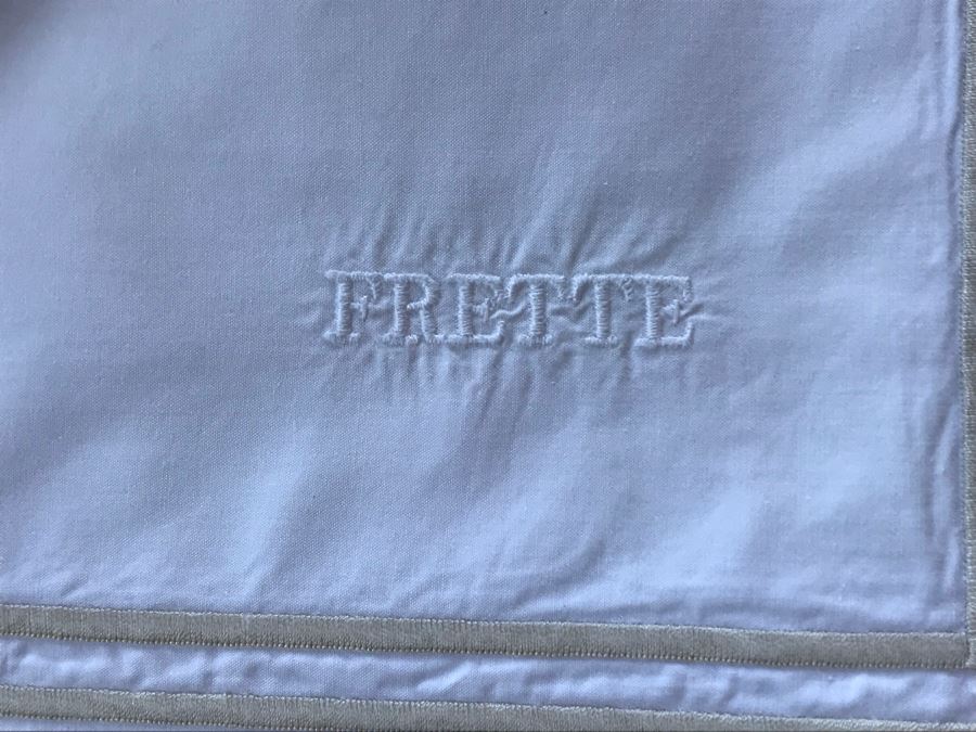 Frette Gold Trimmed King Duvet + 2 King Matching Pillow Shams + 2 Standard Matching Pillow Shams [Photo 8]