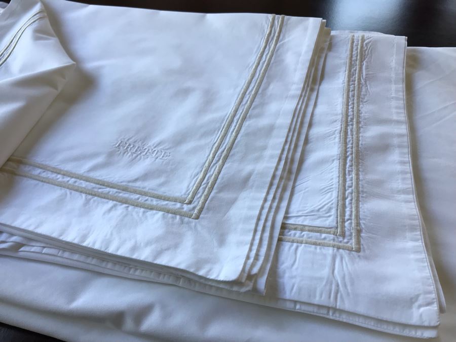 Frette Gold Trimmed King Duvet + 2 King Matching Pillow Shams + 2 Standard Matching Pillow Shams [Photo 6]