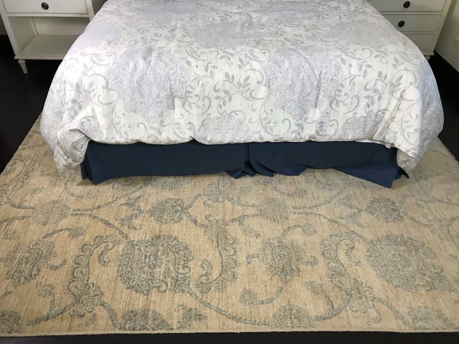 Hand Woven Wool Pile Area Rug Made In Pakistan Farhan Khotan 9'9' X 8'2' Retails $3,500 [Photo 2]