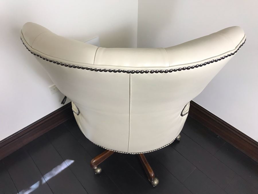 Hooker Furniture Tufted Leather Office Chair With Brass Nailhead Trim Retails $900 [Photo 8]