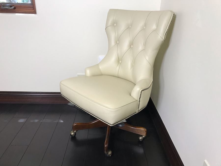 Hooker Furniture Tufted Leather Office Chair With Brass Nailhead Trim Retails $900 [Photo 5]