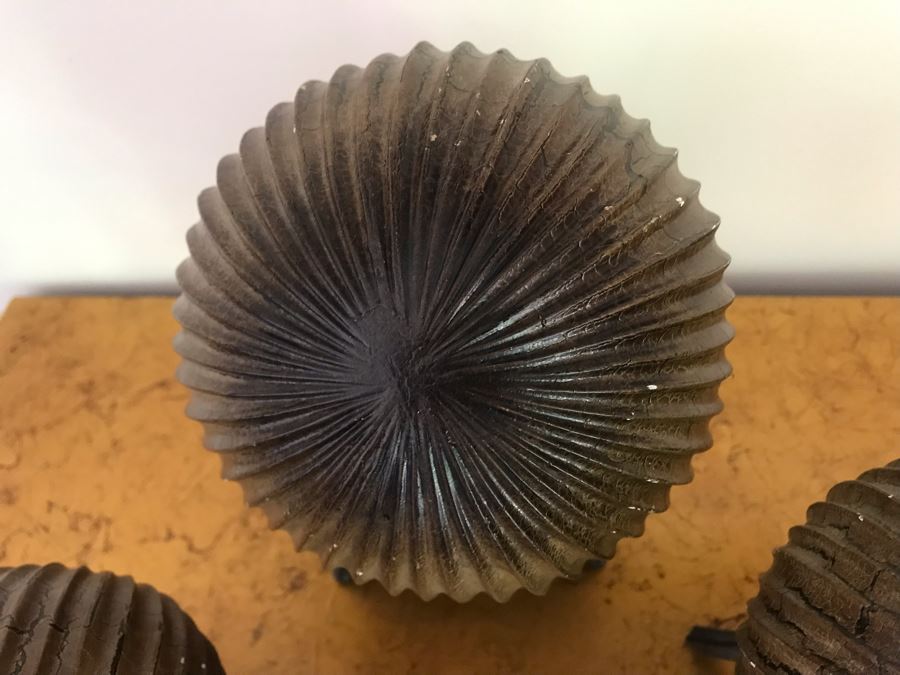 (3) Decorative Balls With Stands [Photo 4]