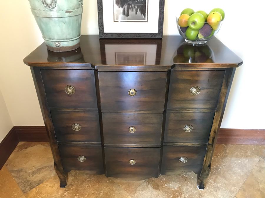 3-Drawer Dresser Chest Of Drawers [Photo 4]
