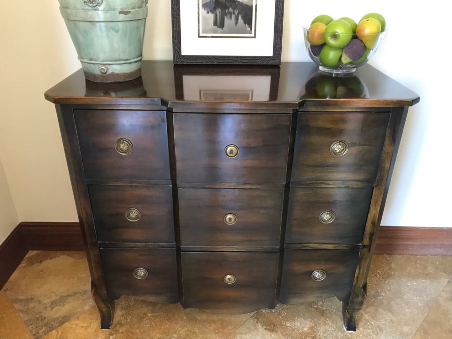 3-Drawer Dresser Chest Of Drawers [Photo 3]