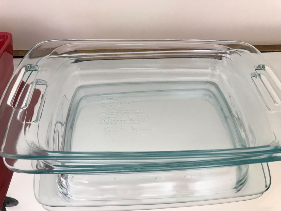 Bakeware Cooking Lot: (2) Glass Pyrex And Tosco Pier 1 Imports Ovenware [Photo 4]
