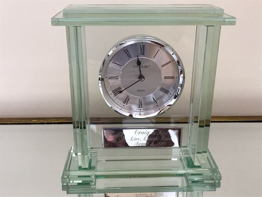 Danbury Glass Clock 9.5W X 3D X 10H [Photo 3]