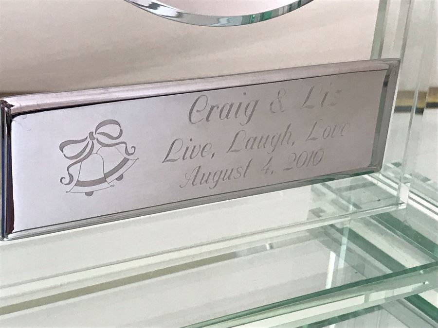 Danbury Glass Clock 9.5W X 3D X 10H [Photo 5]