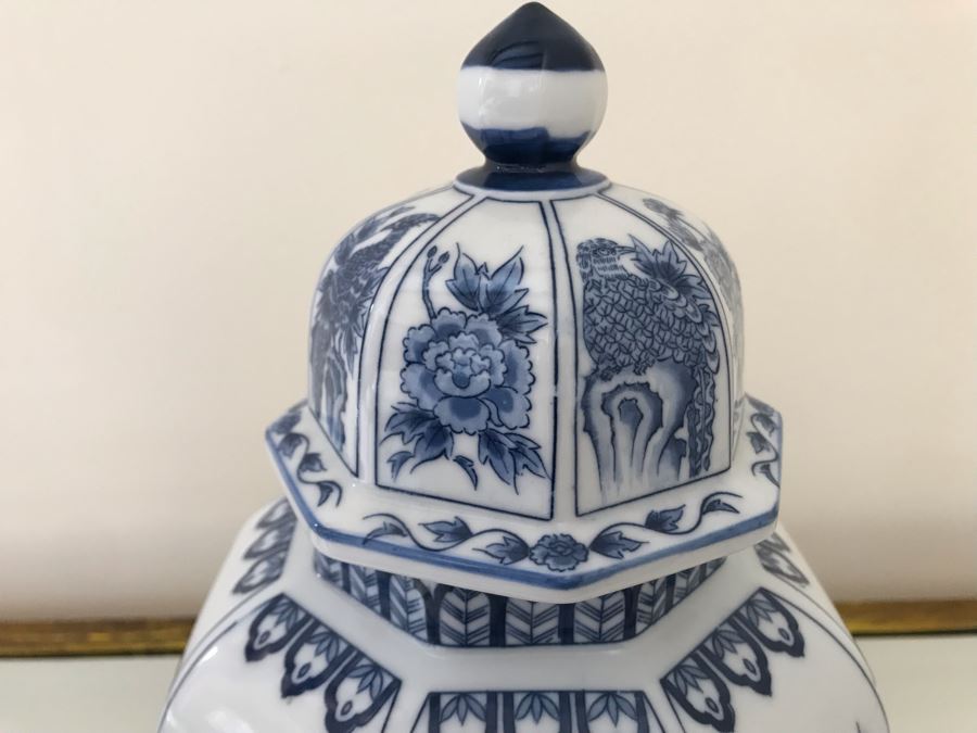 Large Andrea By Sadek Blue And White Porcelain Ginger Jar Made In Japan 12H [Photo 3]