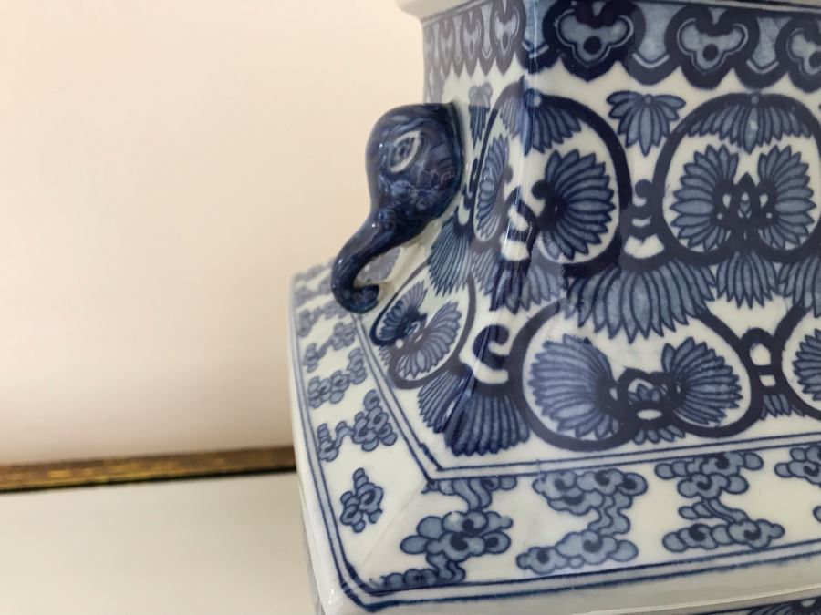 Blue & White Chinoiserie Porcelain Vase By Ballard Designs 10H [Photo 4]