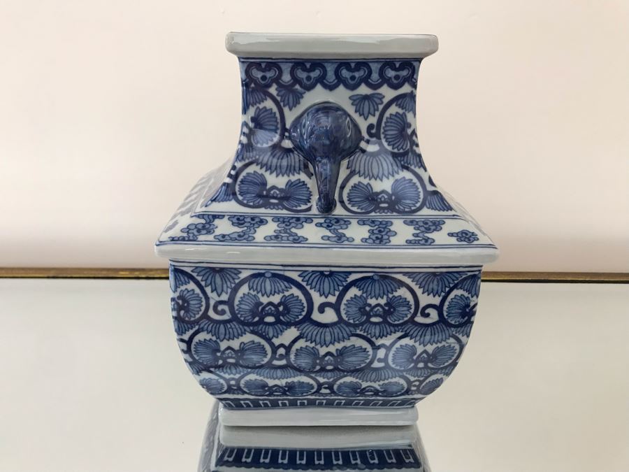Blue & White Chinoiserie Porcelain Vase By Ballard Designs 10H [Photo 5]