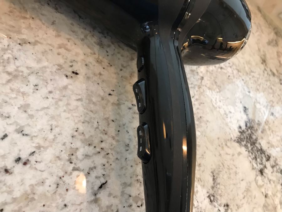 Xtava Blow Dryer [Photo 4]